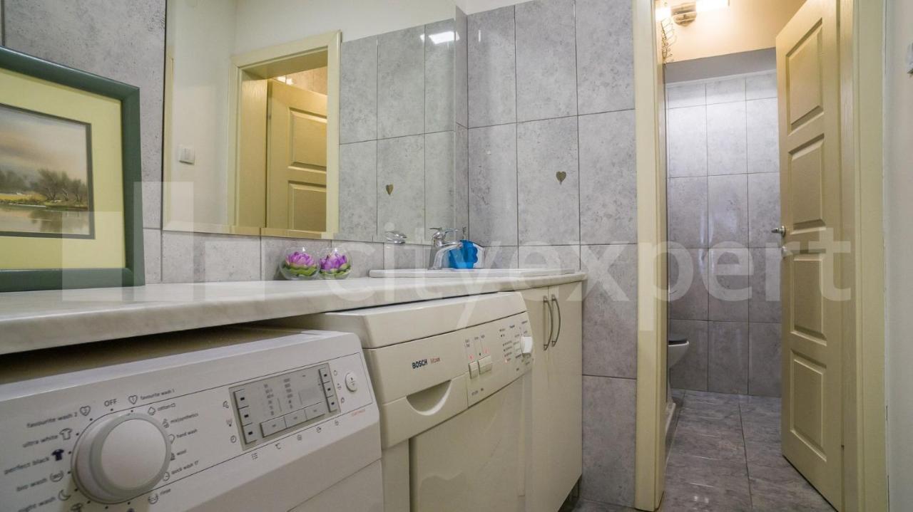 Central Apartment With Garage Novi Sad Exterior foto